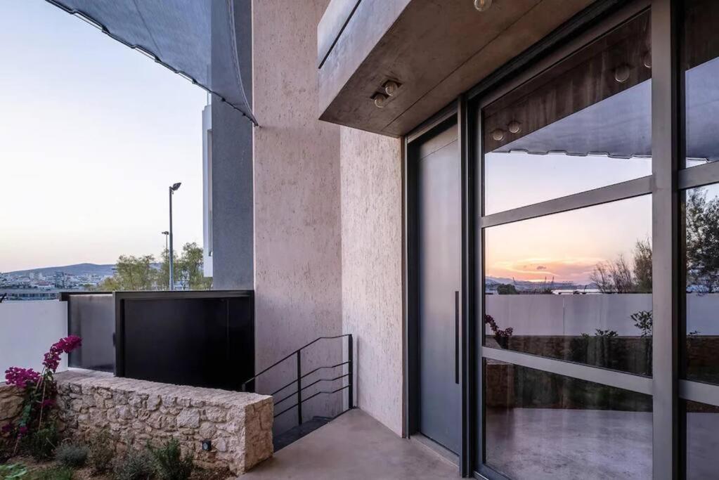 Sea View Garden Suites Piraeus Bagian luar foto