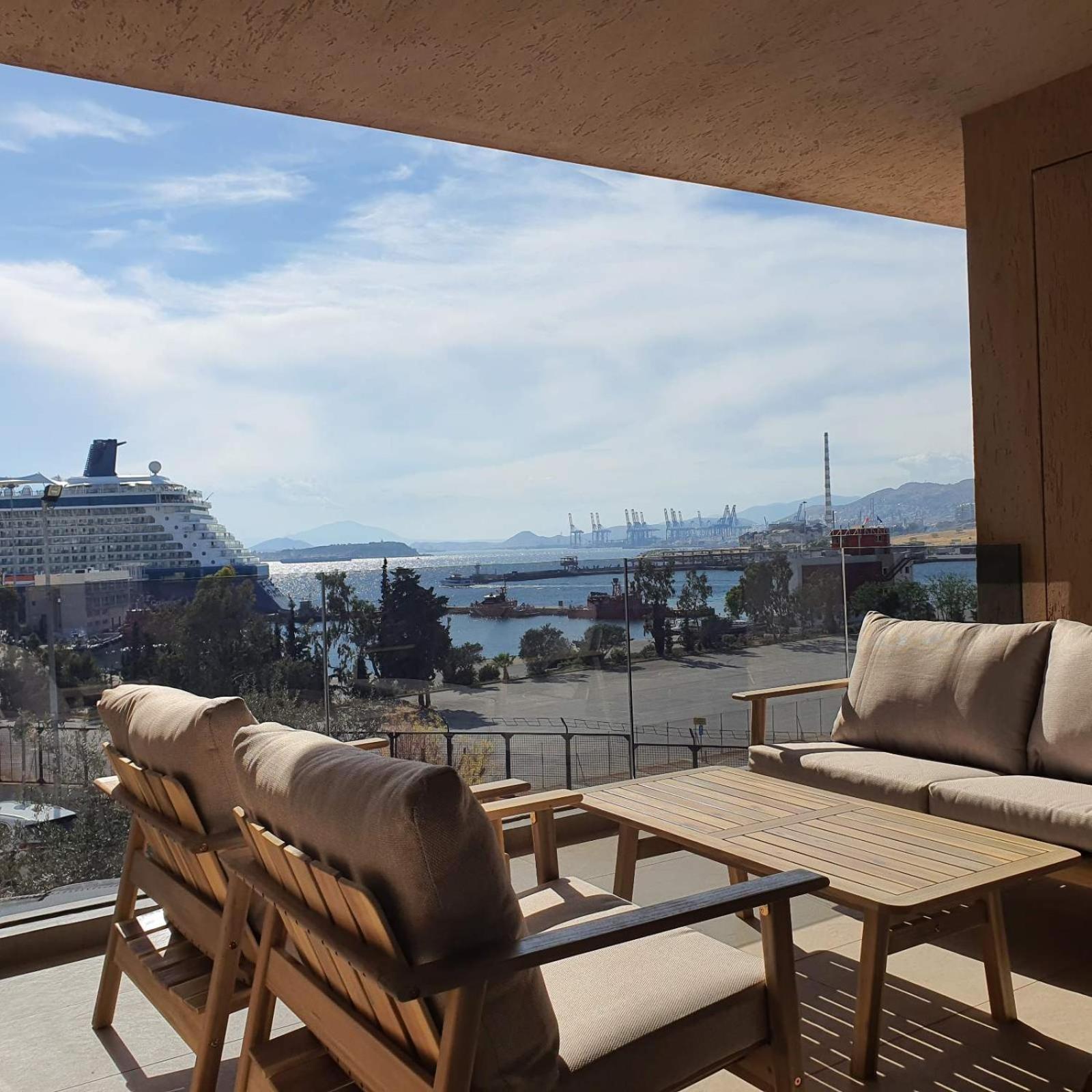 Sea View Garden Suites Piraeus Bagian luar foto
