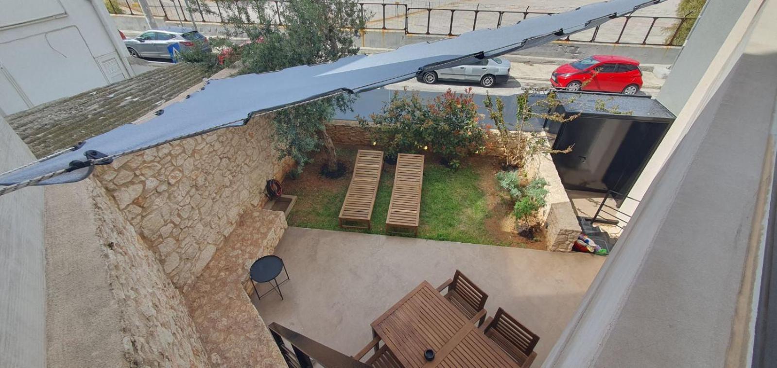 Sea View Garden Suites Piraeus Bagian luar foto