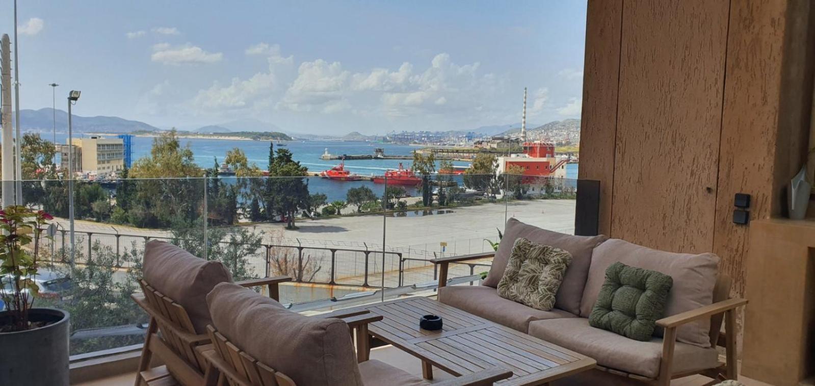 Sea View Garden Suites Piraeus Bagian luar foto