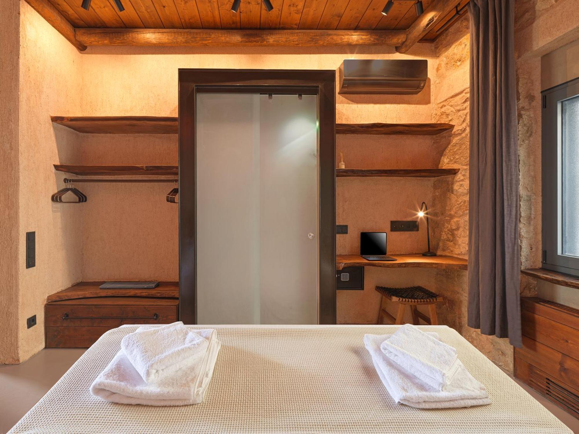 Sea View Garden Suites Piraeus Bagian luar foto