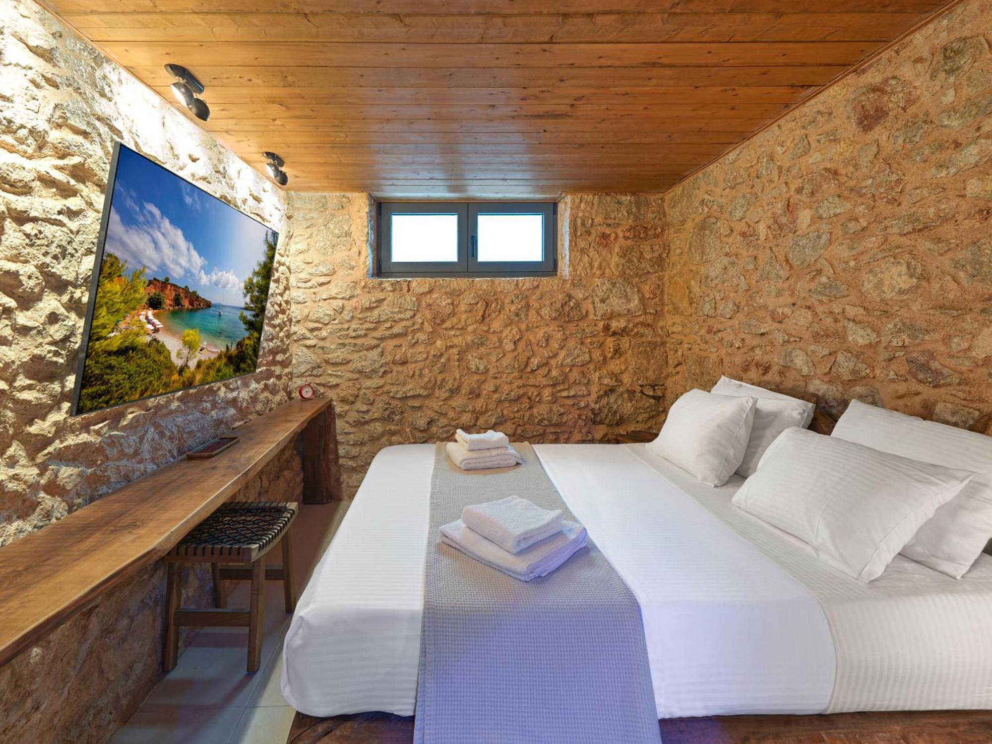 Sea View Garden Suites Piraeus Bagian luar foto